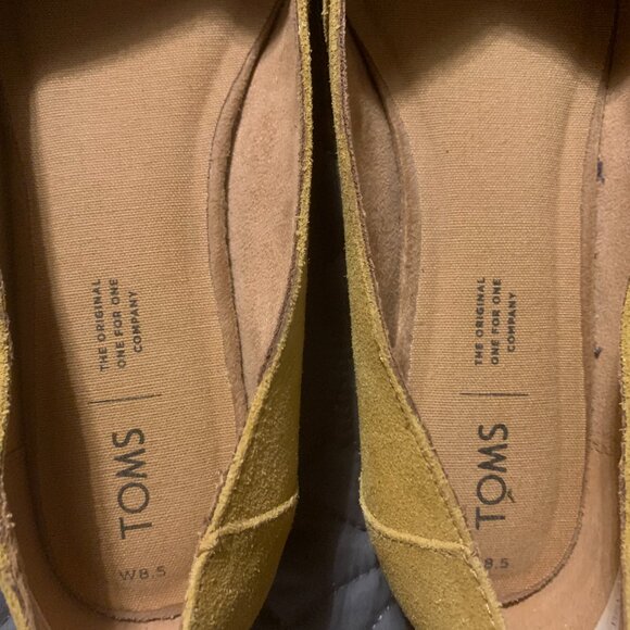 Cute TOM's Mustard Yellow Flats - Sz. 8.5 - Picture 7 of 7